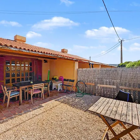 House - Carrapateira Hébergement de vacances *